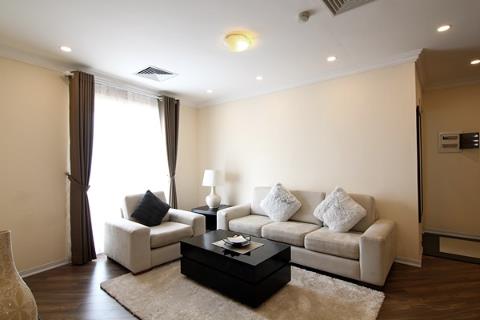 Elegant 2 bedroom apartment with gym and swimming pool for rent in Truc Bach, Ba Dinh