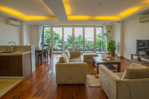 Lake view 3 bedroom apartment for rent on Quang Khanh street, Tay Ho