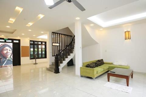 Tay Ho house for rent with 4 bedrooms, 4 private bathrooms, garden, balcony and terrace