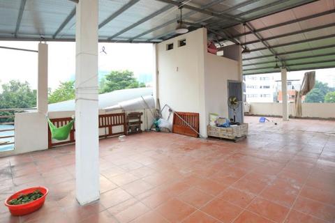 Tay Ho house for rent with 4 bedrooms, 4 private bathrooms, garden, balcony and terrace