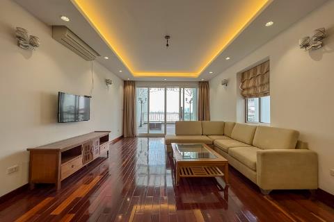 Spacious and modern 3 bedroom apartment for rent in Xuan Dieu, Tay Ho