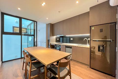 Brand new and lake view modern 2-bedroom apartment on Truc Bach street