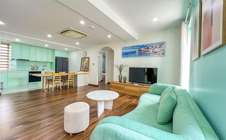 Brand new and modern 2 bedroom apartment located on To Ngoc Van street