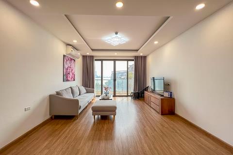 3 bedroom apartment with modern design for rent on Xuan Dieu street, Tay Ho