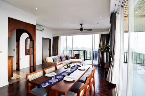 Beautiful 2 bedroom apartment with good quality furniture for rent on Xom Chua street, Tay Ho