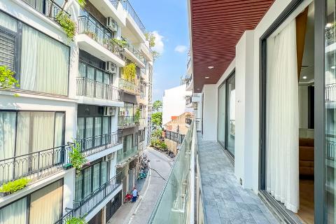 Brand new and modern 3 bedroom apartment for rent on Dang Thai Mai street