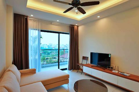 Bright and spacious 2 bedroomd apartment for rent on Trinh Cong Son, Tay Ho, Hanoi