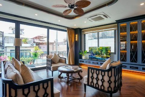 Lake view 2 bedroom apartment on the top floor with big balcony for rent in Quang Khanh, Tay Ho