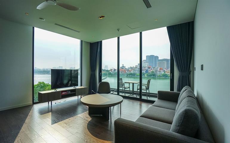 Amazing lake view and brand new 2 bedroom apartment for rent in Tu Hoa, Tay Ho
