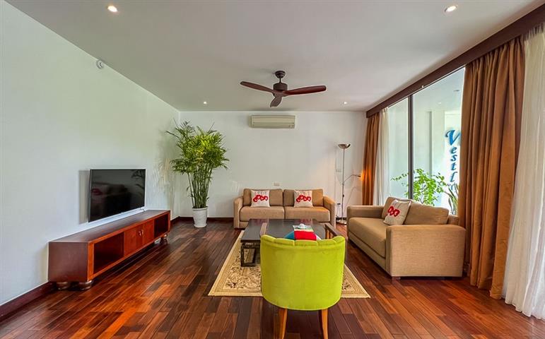 Spacious and modern 3 bedroom apartment for rent in Xom Chua, near the lake