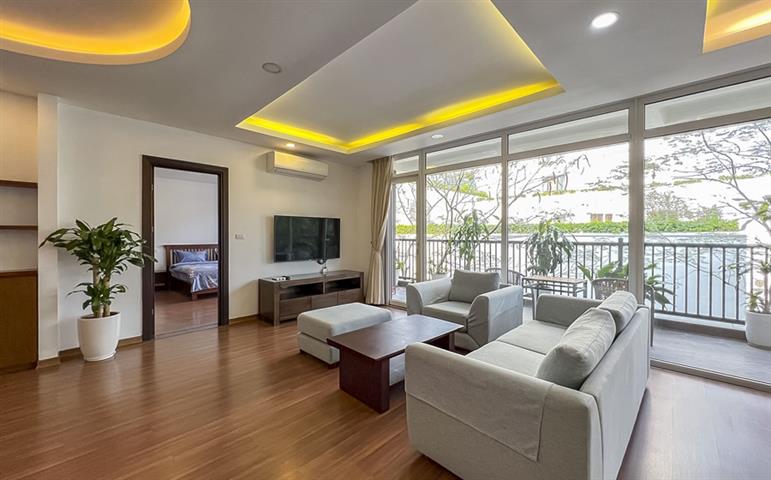 Spacious and modern 3 bedroom apartment for rent in Tu Hoa, Tay Ho