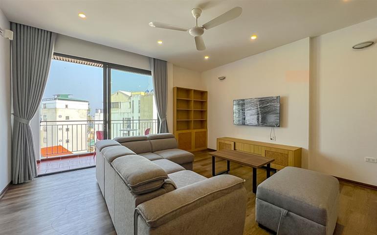 Brand new 3 bedroom apartment to rent on Dang Thai Mai, Tay Ho