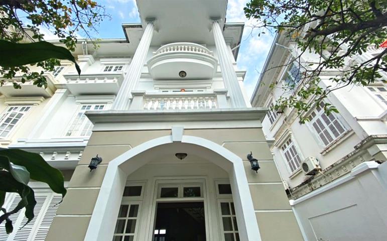 Fully furnished 5 bedroom villa for rent in block C5 Ciputra area Hanoi