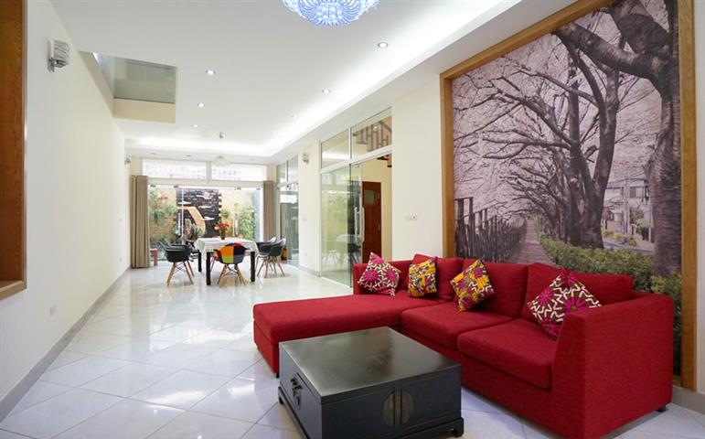 4 bedroom house with courtyard and terrace for rent in Tay Ho, Hanoi