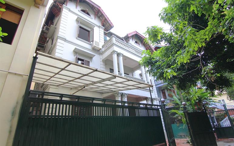 Spectacular 5 bedroom villa for rent in To Ngoc Van, close to West Lake