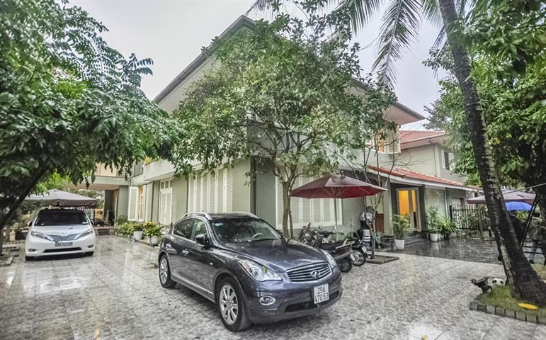 Outstanding sized villa for rent to the Ambassador in Dang Thai Mai, Hanoi