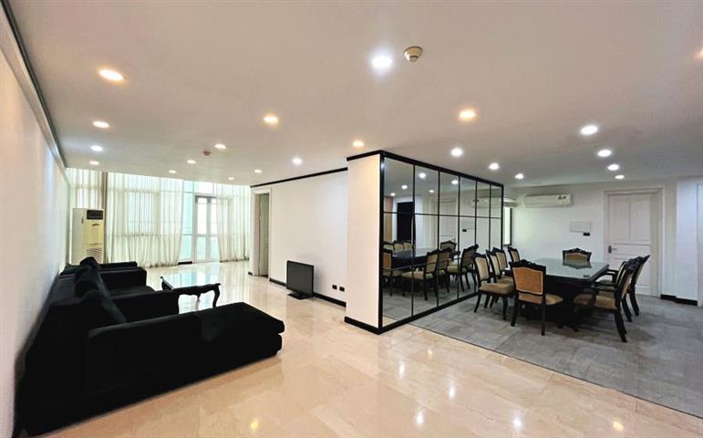 Spacious Duplex Penthouse 4 bedroom apartment for rent in Ciputra, Hanoi