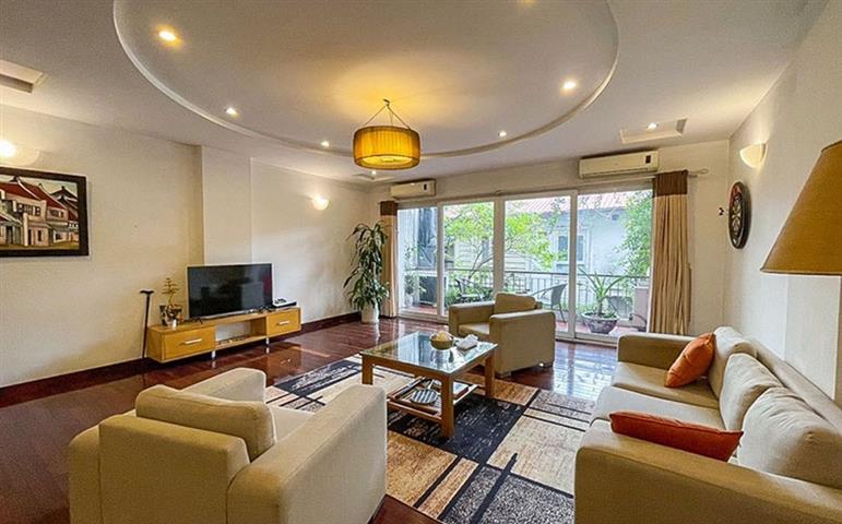 Spacious 2-Bedroom, 2-Bathroom Apartment on Lac Chinh street