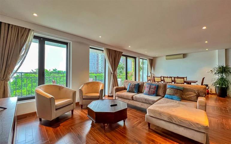 Duplex 4 bedroom apartment to rent on the West Lake in Tay Ho