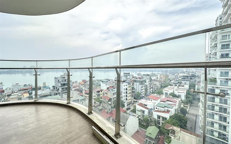 Newly completed apartment for rent with 2 bedrooms, reading room with panoramic view of West Lake