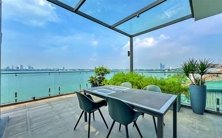 LAKE VIEW, modern apartment with 2 bedrooms and large balcony for rent in Tay Ho