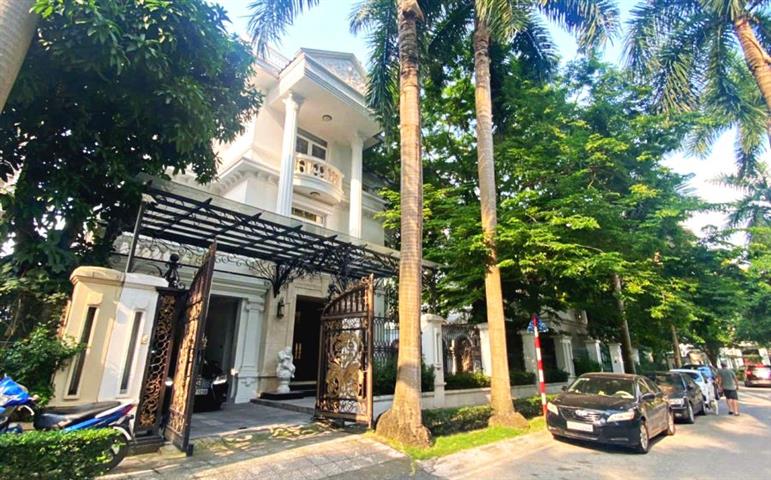 Fully furnished 5 bedroom villa block C Ciputra Hanoi