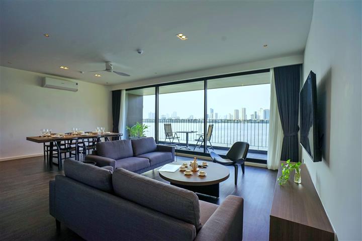 Lake view and luxury 3-bedroom apartment 501 - 21 Quang Khanh, Tay Ho